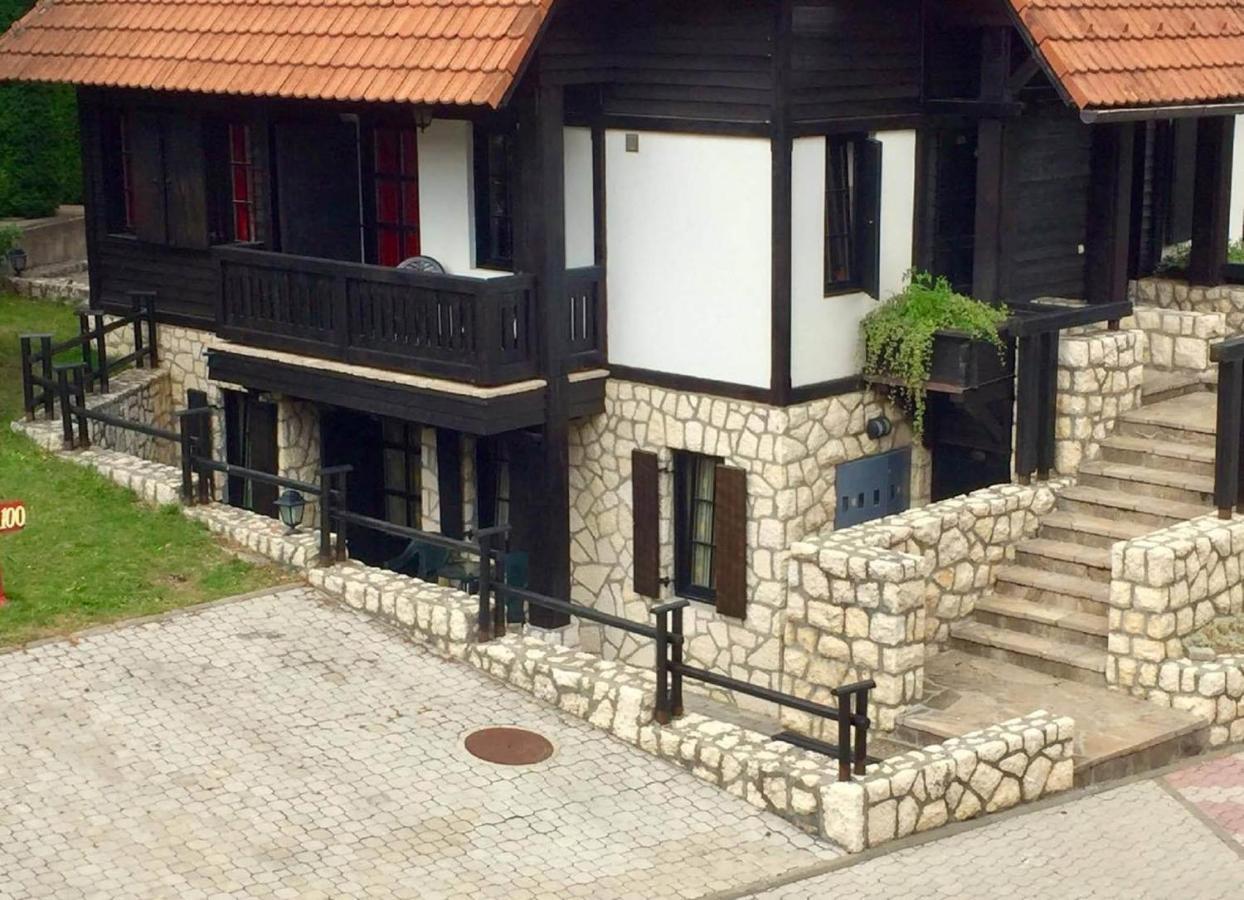 Kraljevi Konaci - Najam Kuca Na Zlatiboru Apartamento Exterior foto