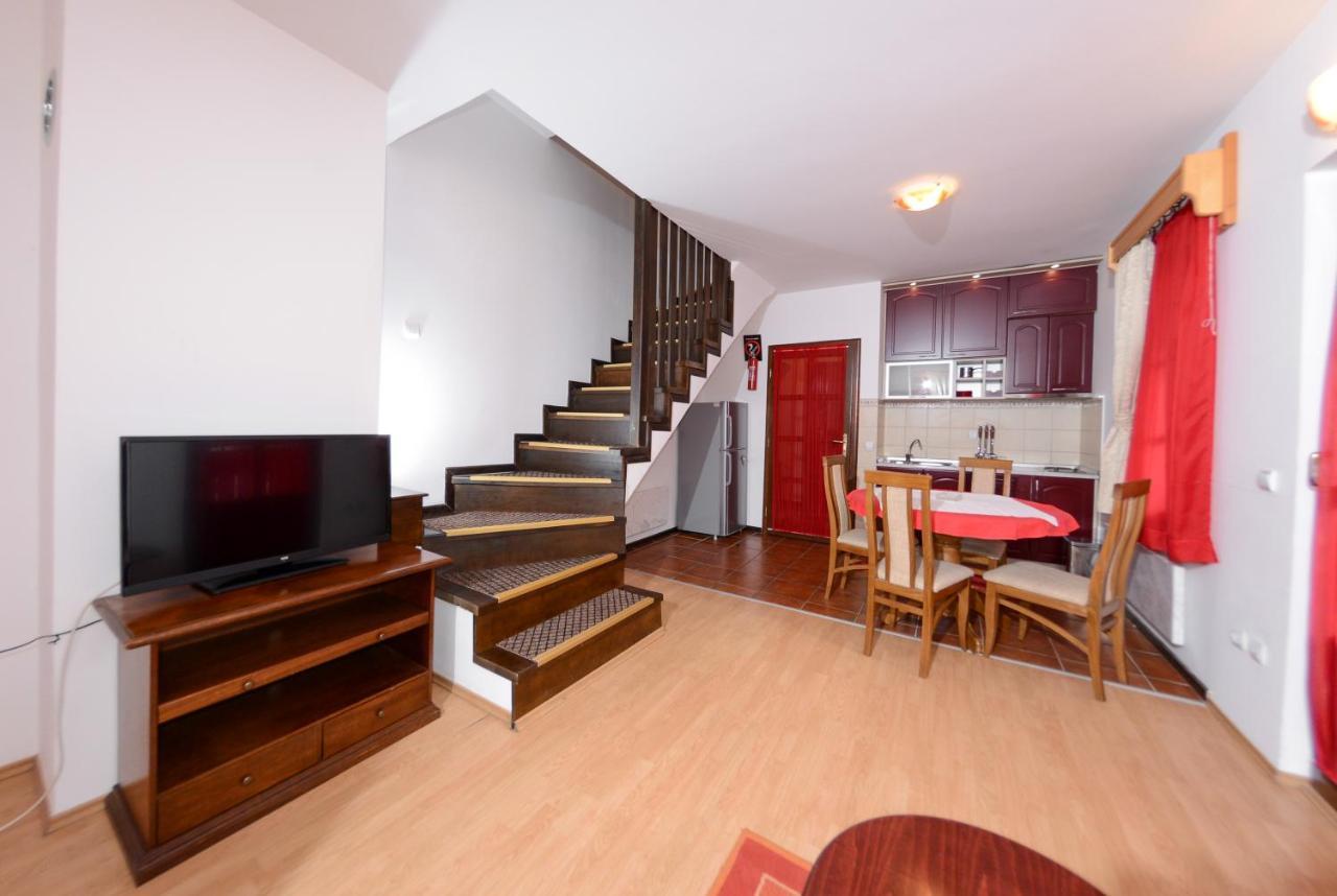 Kraljevi Konaci - Najam Kuca Na Zlatiboru Apartamento Exterior foto